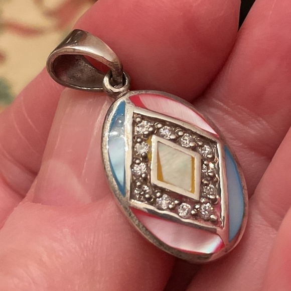 Sterling Silver 925 Pink Blue Mother Of Pearl Oval Pendant - Picture 9 of 9